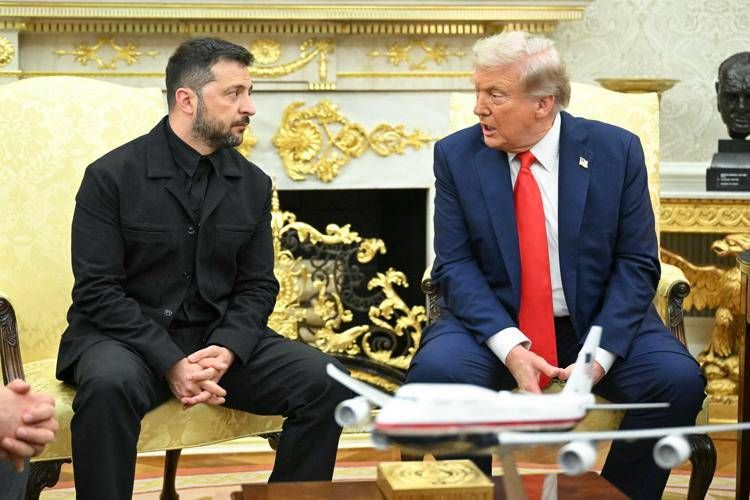 Zelensky e Trump nello Studio Ovale