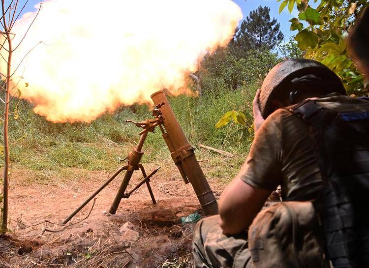 Combattimenti nella zona del Donetsk (Afp)